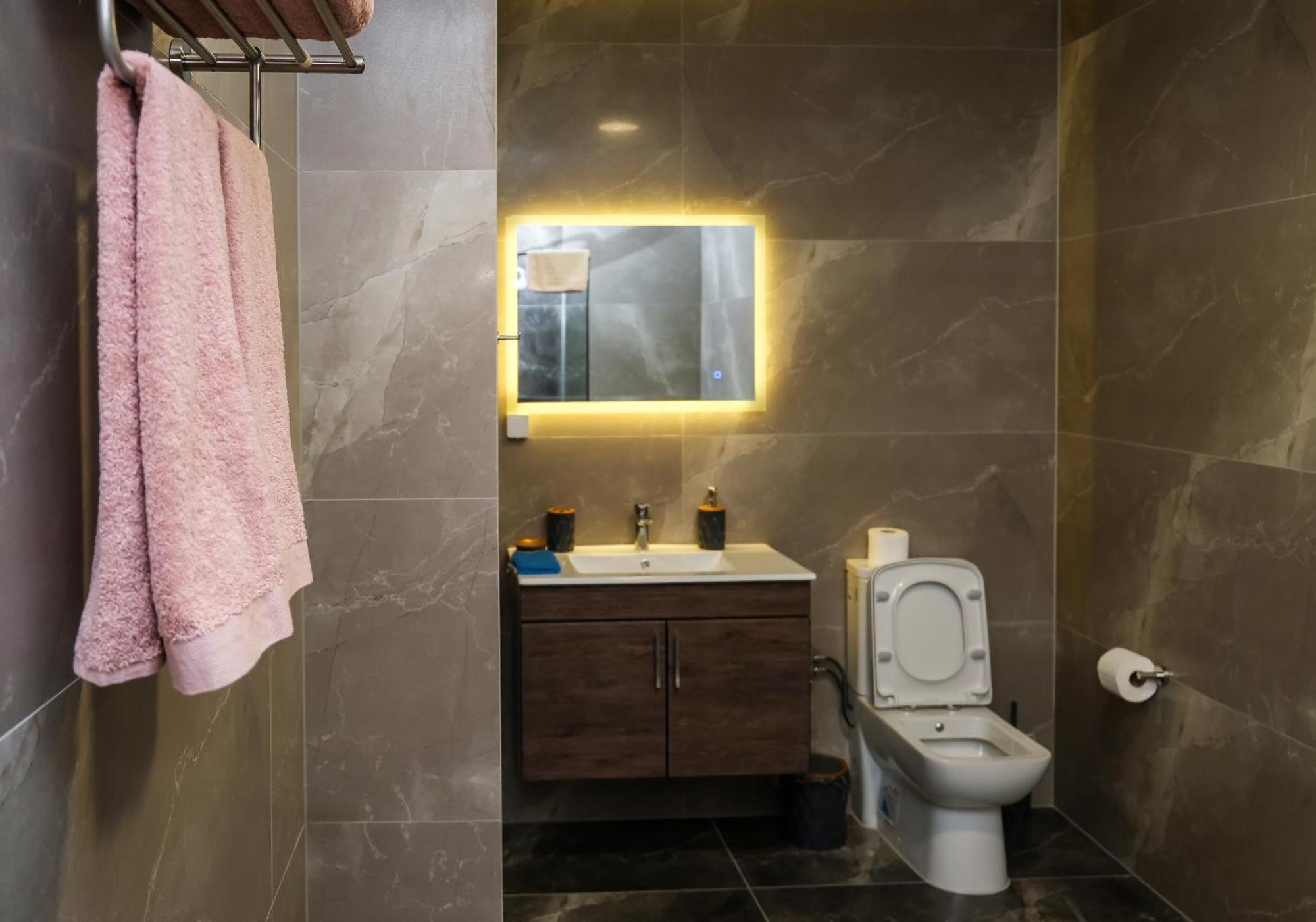 Nest Apartments Gjakova Eksteriør bilde