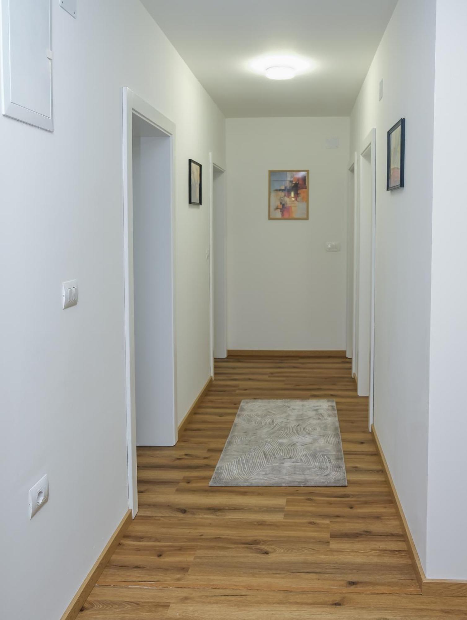 Nest Apartments Gjakova Eksteriør bilde