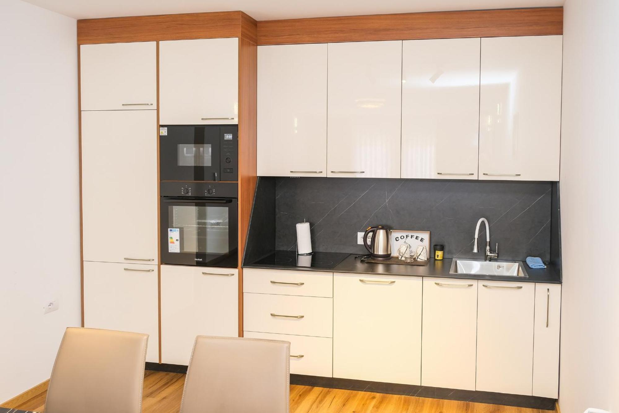 Nest Apartments Gjakova Eksteriør bilde